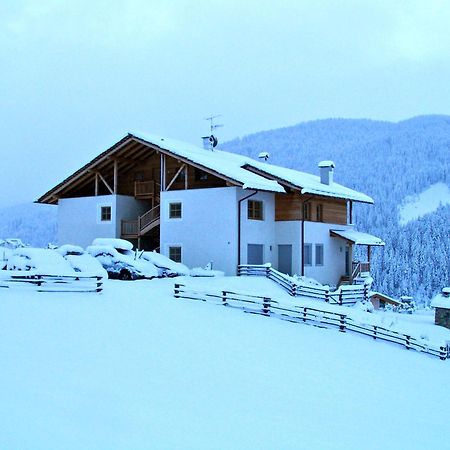 Apartments Serghela Сан Касиано Екстериор снимка
