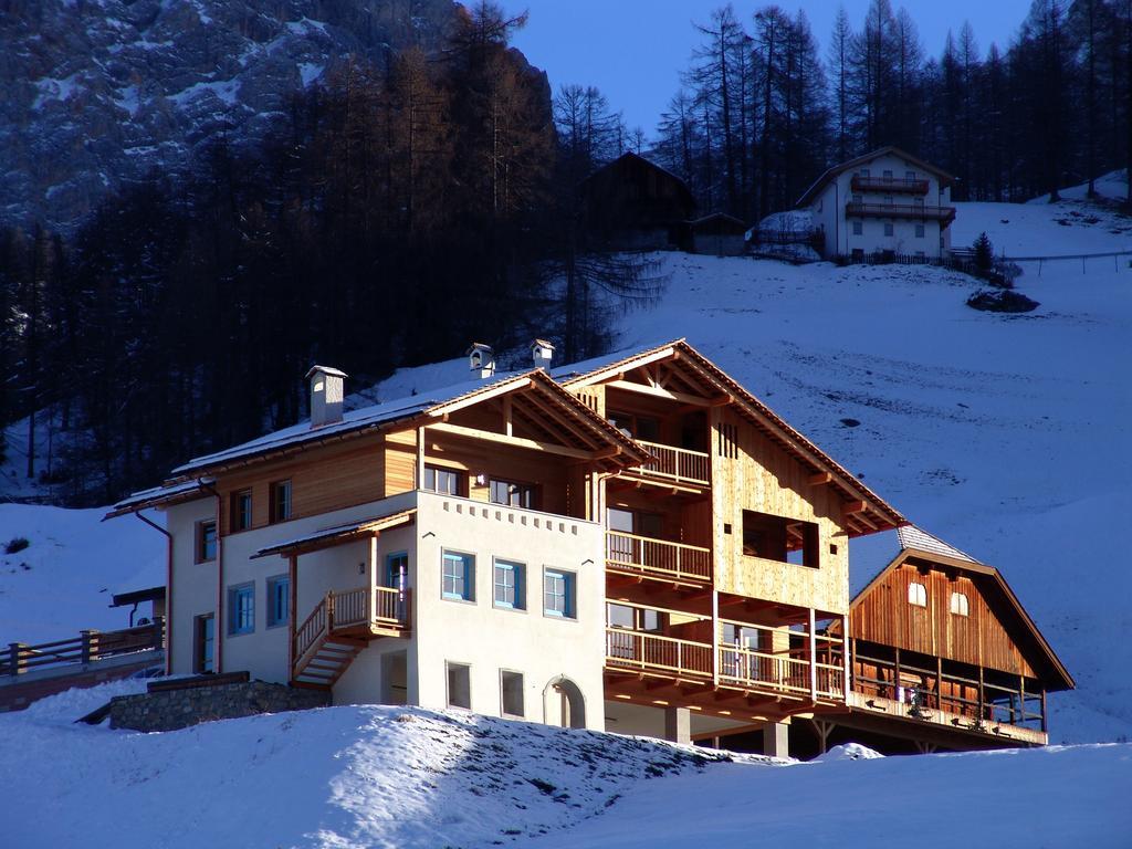 Apartments Serghela Сан Касиано Екстериор снимка