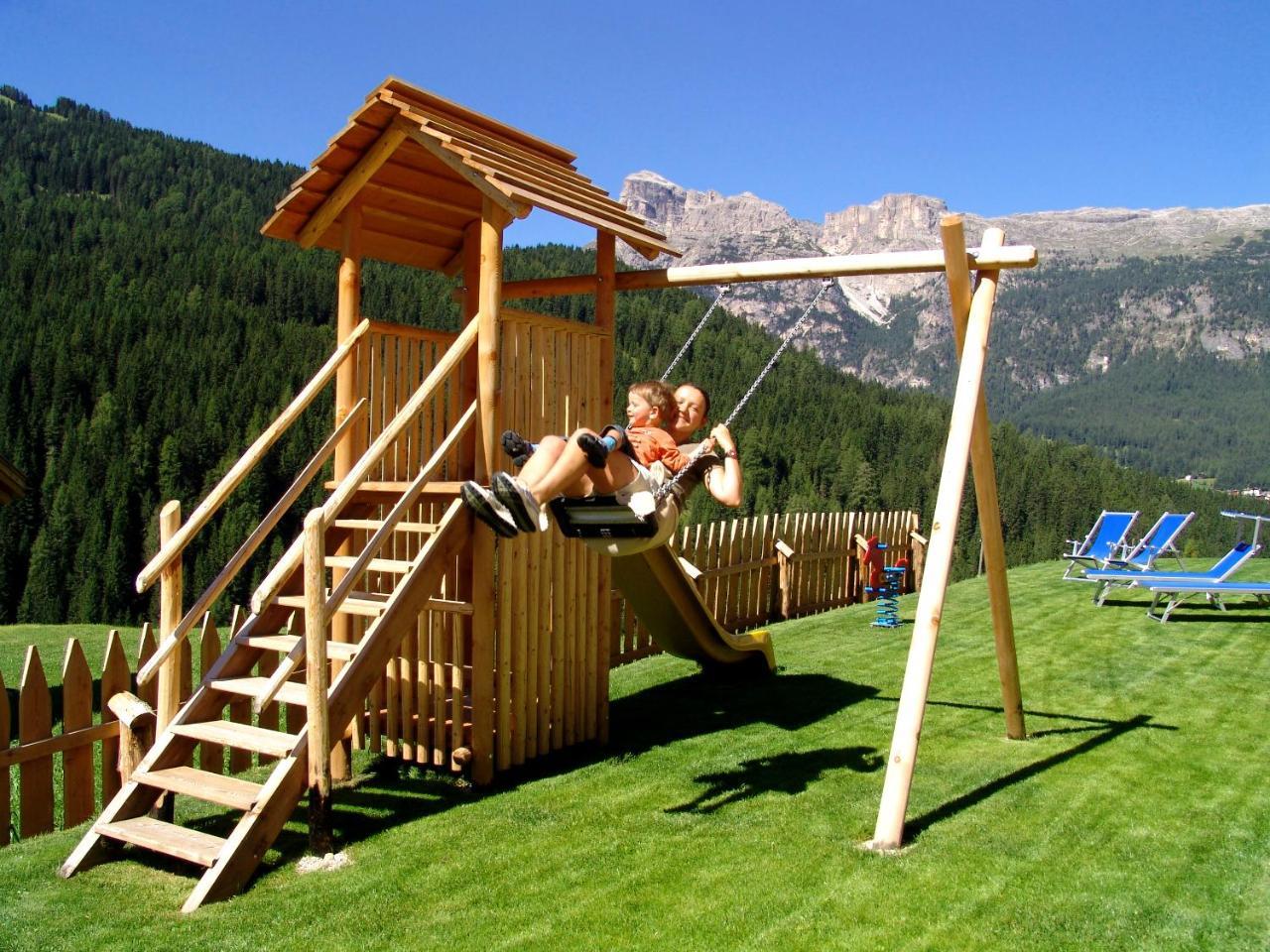 Apartments Serghela Сан Касиано Екстериор снимка