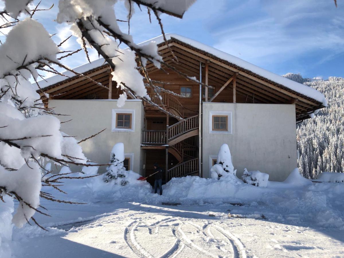 Apartments Serghela Сан Касиано Екстериор снимка